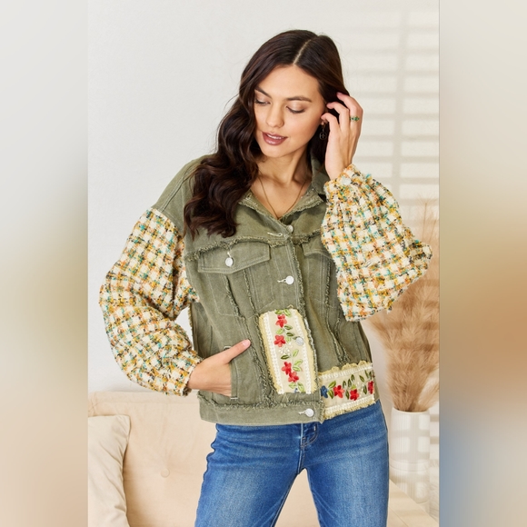 POL Embroidered Button Down Raw Hem Shacket - Picture 3 of 8